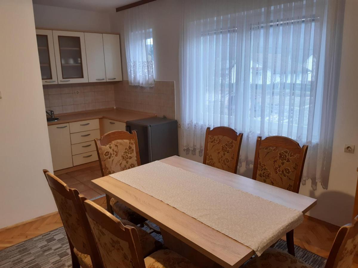 Apartman Helena スルニュ エクステリア 写真